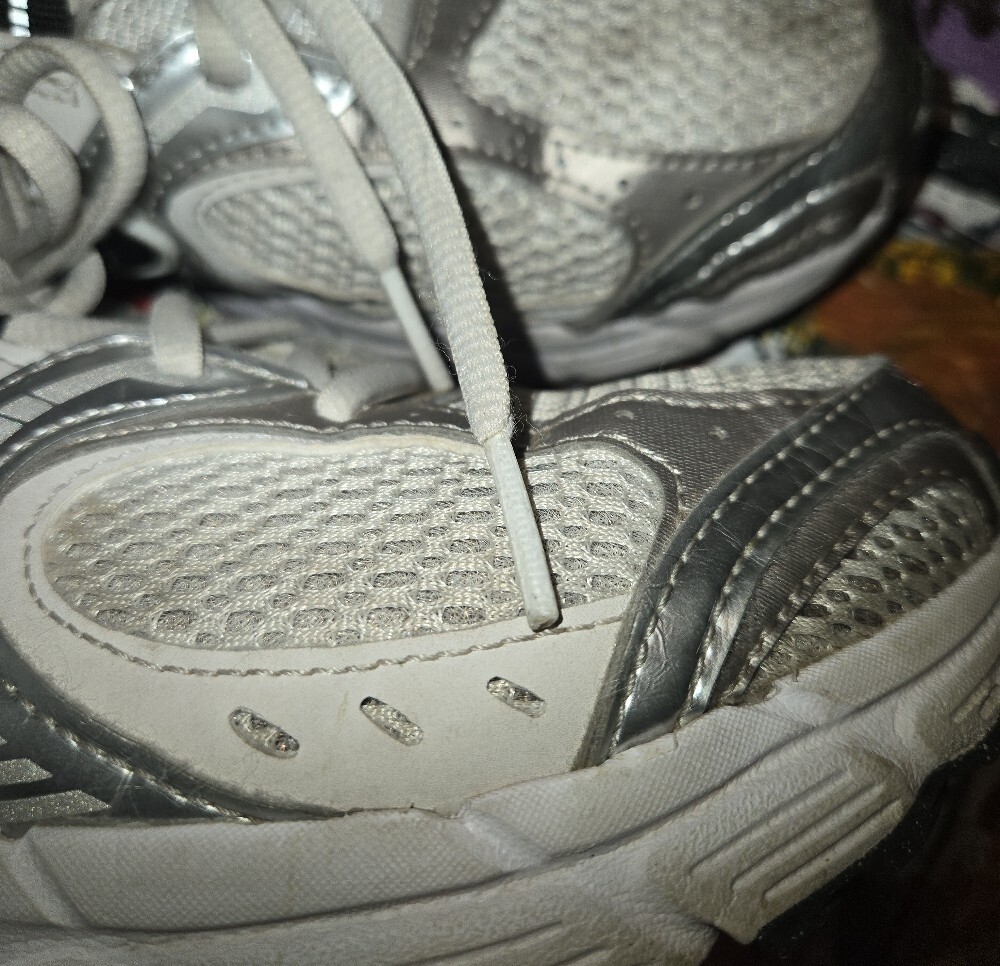 Nike White Silver Black Running Sneakers - Picture 3 of 10